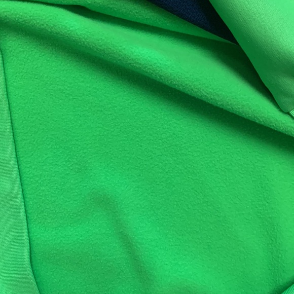 Nike Seattle Seahawks Thermal Fit Football Hoodie - Picture 7 of 9